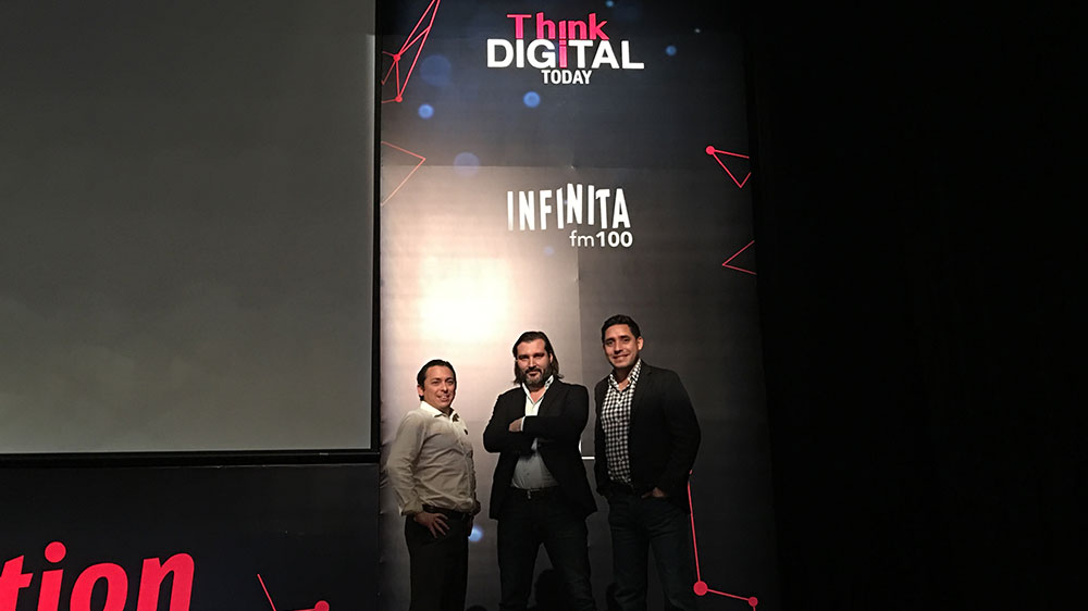 Brian Solis, Adrián Segovia y Edgardo Flores en Think Digital Today - Business Revolution
